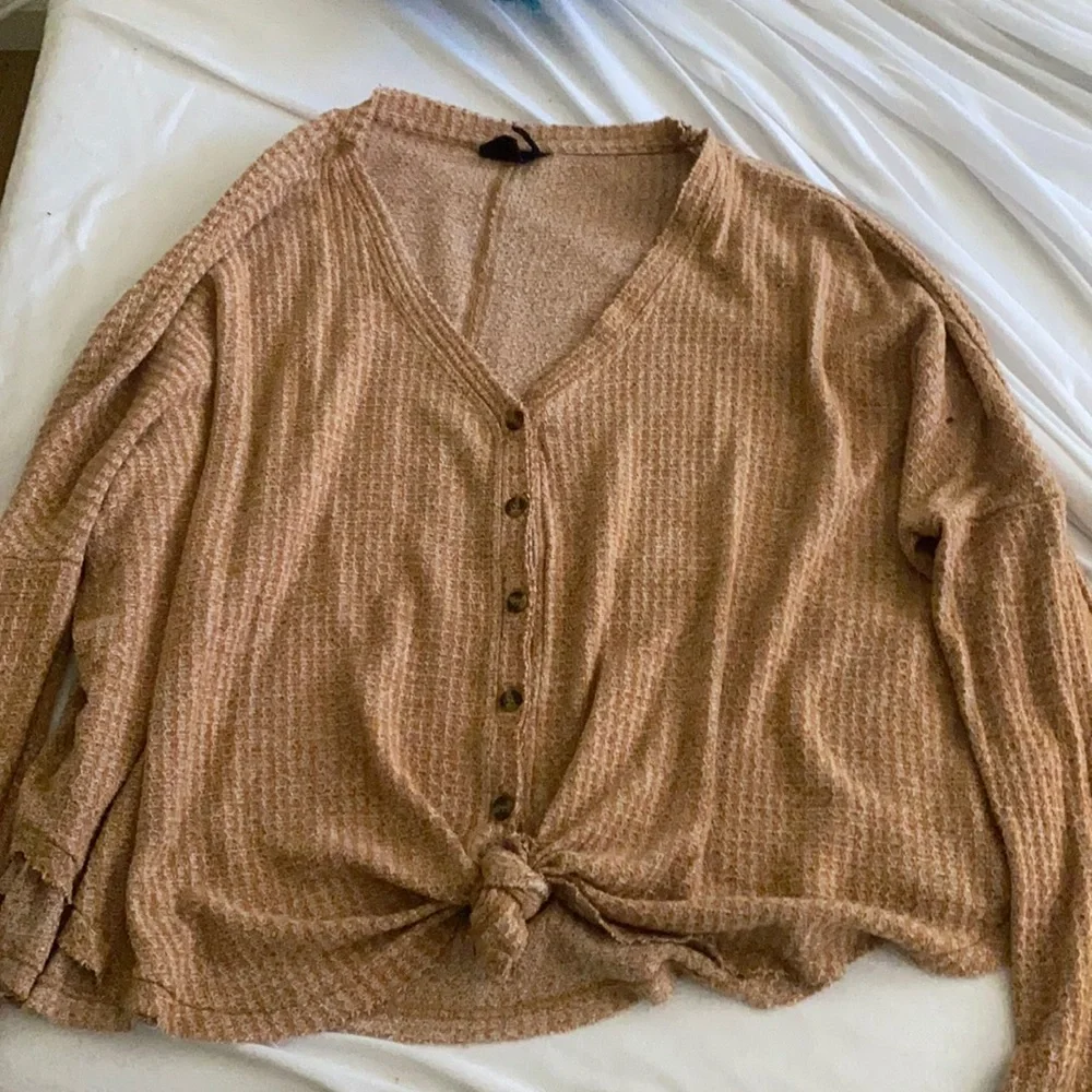 Urban Outfitters Sweater - Picture 1 of 6